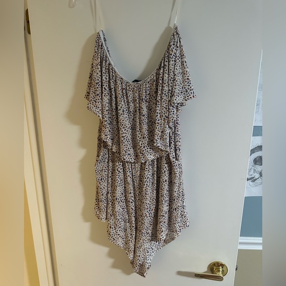 Davi & Dani Romper - Sz 1XL - Picture 2 of 5